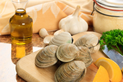 Wild clams sold by Euclid Fish Company