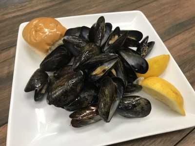 Fresh Steamed Mussels To Go